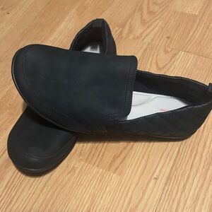 Elegant Black Slip-On Loafers for Women Size Women 11